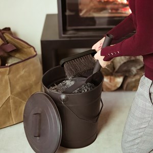 Kit pelle et balayette à cendre - noir