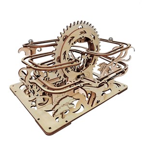 Maquette en bois 3d, avec mouvement mécanique design de labyrinthe à billes.