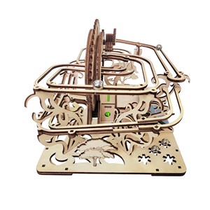 Maquette en bois 3d, avec mouvement mécanique design de labyrinthe à billes.