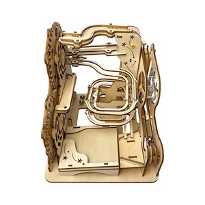 Maquette en bois 3d, avec mouvement mécanique.