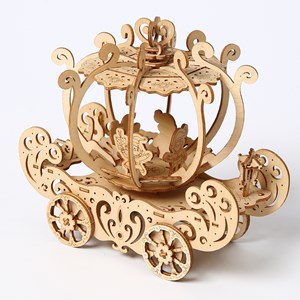 Maquette en bois 3d, conception de carrosse en citrouille.