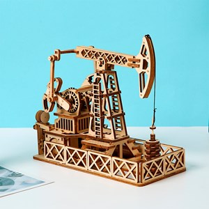 Maquette en bois 3d, conception de puits de pétrole avec mouvement mécanique.