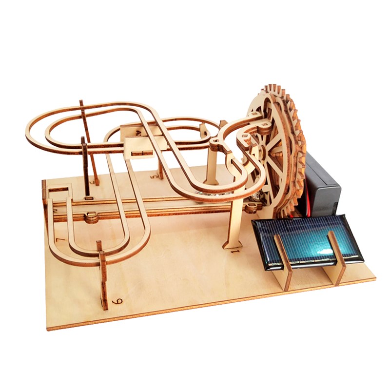 Maquette en bois 3d, avec mouvement mécanique.