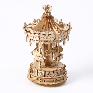 Maquette en bois 3d, conception de carrousel avec mouvement mécanique. 82 pièces