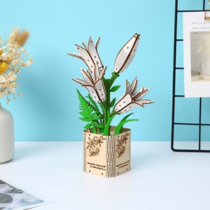 Maquette en bois 3d, design de lys. 136 pièces.