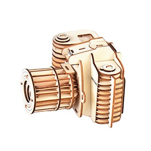 Puzzle 3d en bois. Appareil photo. 57 pièces.