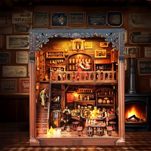 Taverne d'autrefois. Book nook en bois avec 247 pièces, design 3d.