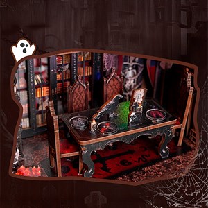 Famille sombre. Book nook en bois avec 155 pièces, design 3d réaliste.