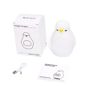 Réveil avec veilleuse pour enfants, intensité réglable. Design pingouin.