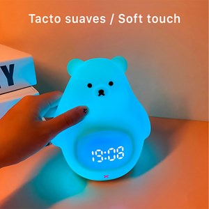 Réveil avec lumière nocturne pour enfants. Lumière led multicolore rgb.