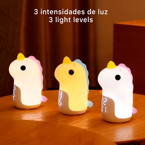 Réveil avec lumière nocturne pour enfants, intensité réglable.