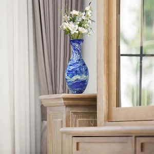 Puzzle 3d en abs avec 160 pièces. Conception vase traditionnel avec mer bleue.