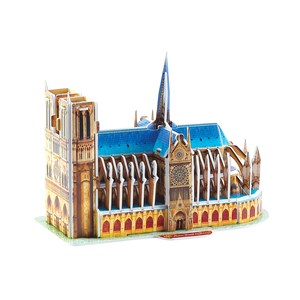 Puzle 3d en carton de la cathédrale de notre dame située à paris. 39 pièces.