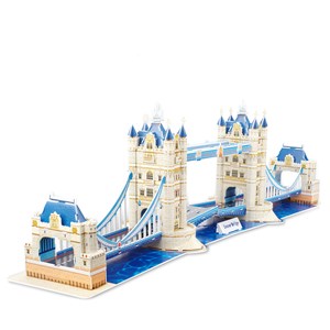 Puzzle 3d du tower bridge à londres. Comprend 120 pièces.