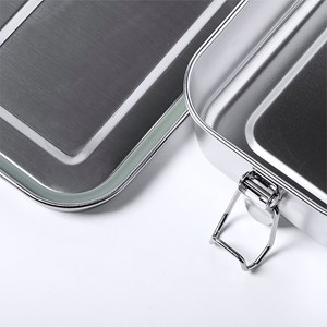 Boîte à lunch 750 ml. Fermeture de sécurité.