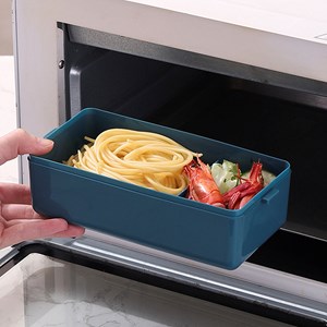Bento hermétique à 2 niveaux pour conserver les aliments. Inclut des couverts.