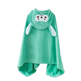 Serviette enfant design lapin. Multi-usages : serviette de bain.