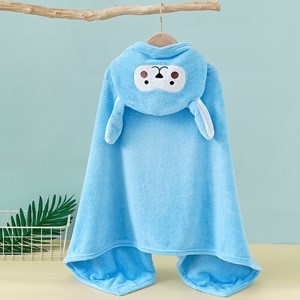 Serviette enfant design lapin. Multiusages : serviette de bain.