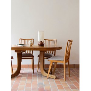 Karla, la table à manger en chêne n°427