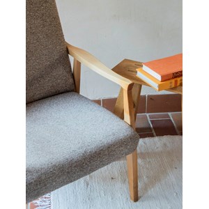 Paire de fauteuils en tissu n°696