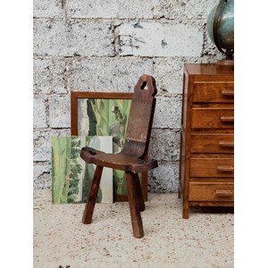 Chaise brutaliste en bois n°736