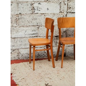 Alma, la paire de chaises thonet n°988