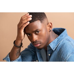 Bracelet souple hector en acier 316l avec lave noir