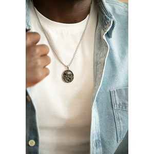 Collier mono-motif luke en acier