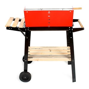 Barbecue à charbon portable avec roues et broche.