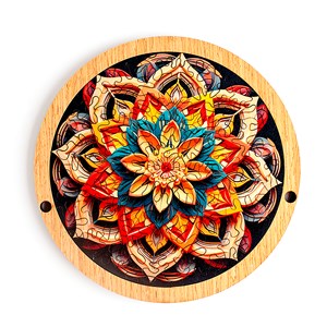 Puzzle et cadre en bois avec 70 pièces. Design fleur multicolore.