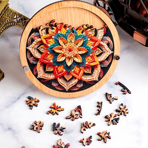 Puzzle et cadre en bois avec 70 pièces. Design fleur multicolore.