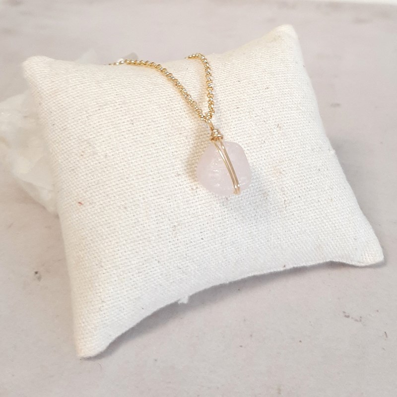 Collier quartz rose et argent doré itá
