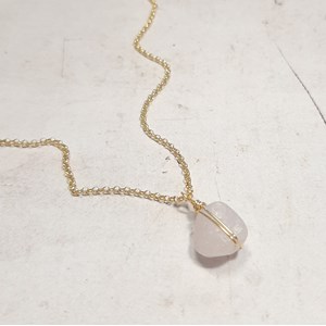 Collier quartz rose et argent doré itá