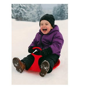 Luge pour enfant neige rouge
