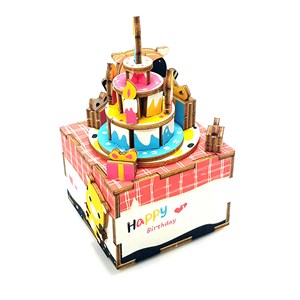 Boîte à musique à monter design joyeux anniversaire