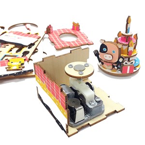 Boîte à musique à monter design joyeux anniversaire