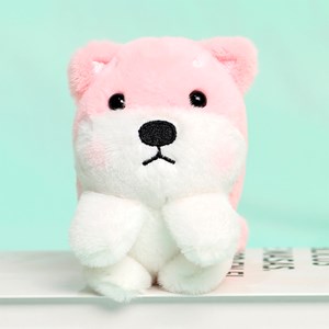 Peluche suspendu ultra doux. Design shiba inu rose. 18 cm.