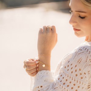 Bracelet à perles médaille