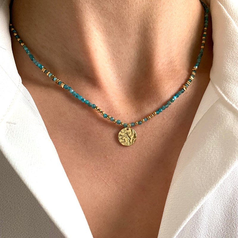 Collier désert de pierres apatite