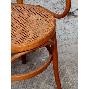 Ernest, le fauteuil canné en bois n°588