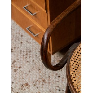 Ernest, le fauteuil canné en bois n°589