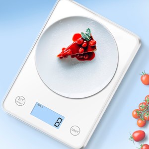 Balance de cuisine numérique. Précision de 1 g. Plage de 1 à 5 000 g.