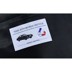 E2r sac banane en tissu automobile upcyclé tressé noir et motifs cuir