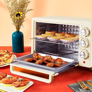 Four électrique de comptoir d'une capacité de 22 litres.