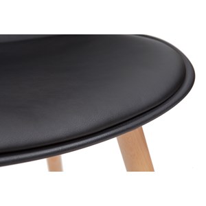 Chaise noir et bois clair massif wing