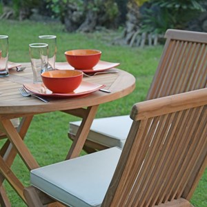 Salon de jardin en teck daru 2 places