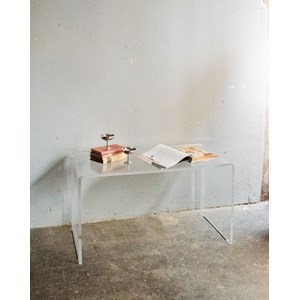 Table basse en plexiglass n°575
