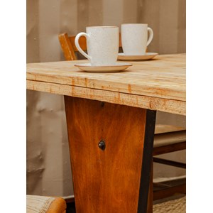 Denise, la table bistro en bois n°45