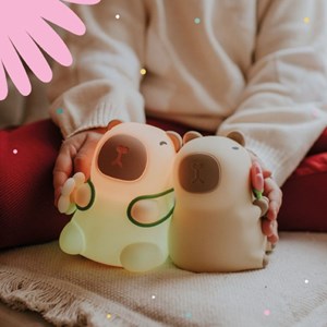 Veilleuse rechargeable capibara fleuriste