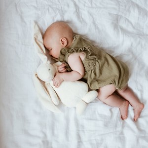 Peluche veilleuse lapin magique cream 2.0